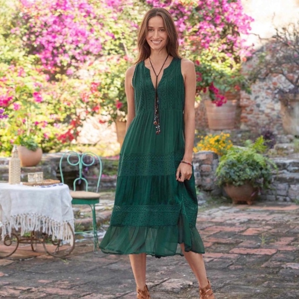 Sundance Zelie Eyelet V-neck Midi Dress Green size Large Like New!